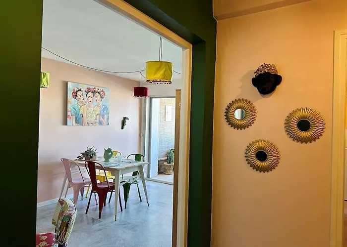 En Couleurs ! T2 / Vue Canal / Balnéo / Pkg Sète