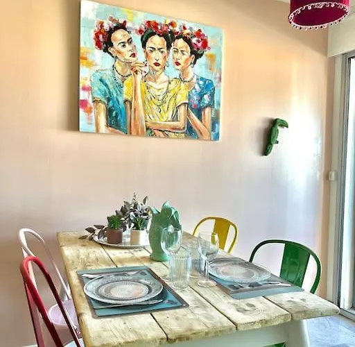 En Couleurs ! T2 / Vue Canal / Balnéo / Pkg