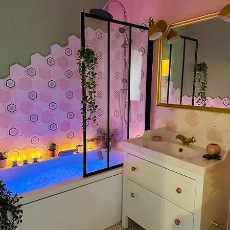 Apartamento En Couleurs ! T2 / Vue Canal / Balneo / Pkg Sète