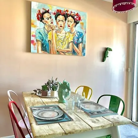 En Couleurs ! T2 / Vue Canal / Balneo / Pkg