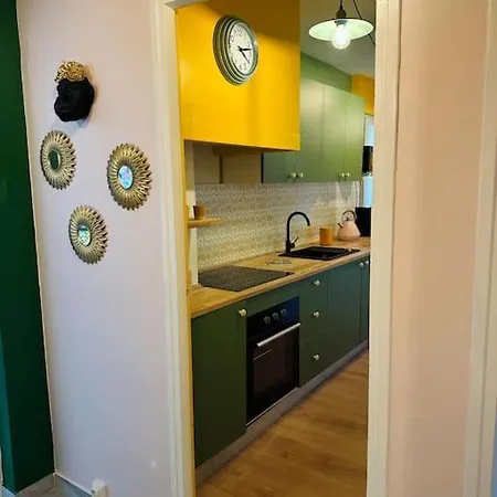 En Couleurs ! T2 / Vue Canal / Balneo / Pkg Apartamento